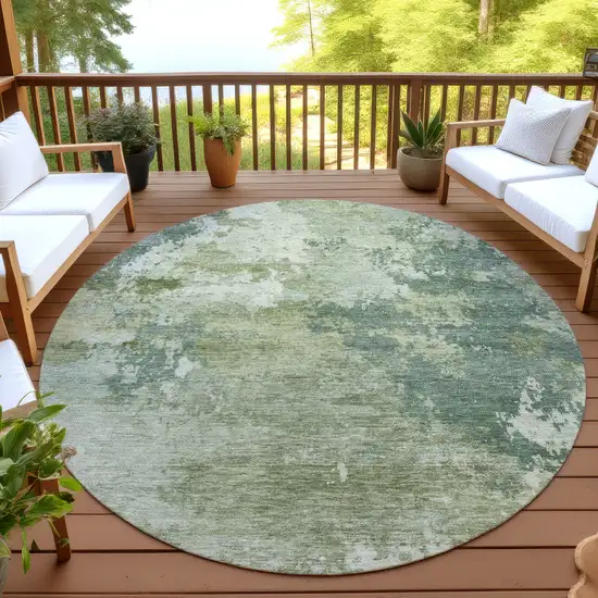 8' Fern Green And Ivory Round Abstract Washable Indoor Outdoor Area Rug Photo 4