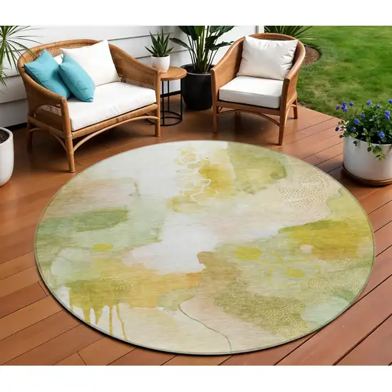 8' Fern Green Gold And Ivory Round Abstract Washable Indoor Outdoor Area Rug Photo 2