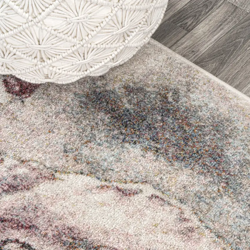 8' Floral Runner Rug Photo 7