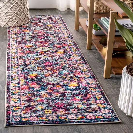 8' Floral Runner Rug Photo 5