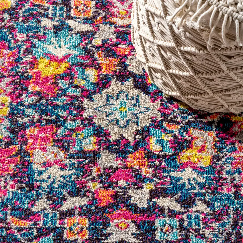 8' Floral Runner Rug Photo 9