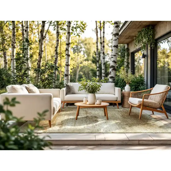 5' Gold And Beige Abstract Washable Round Rug With UV Protection Photo 6