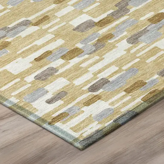 8' Gold And Beige Round Geometric Washable Indoor Outdoor Area Rug Photo 4