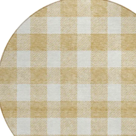 8' Gold And Beige Round Plaid Washable Indoor Outdoor Area Rug Photo 4
