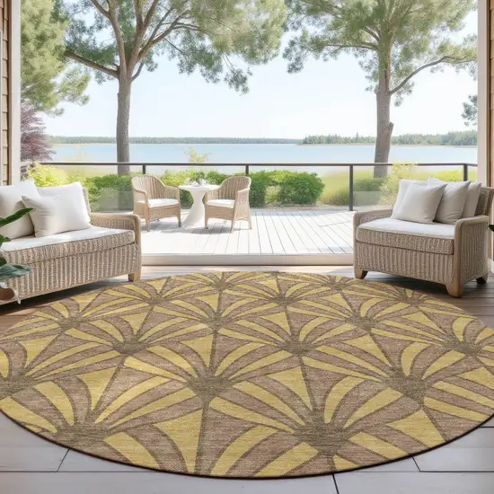 8' Gold And Brown Round Seashell Washable Indoor Outdoor Area Rug Photo 4
