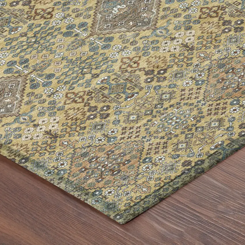 8' Gold And Copper Round Geometric Washable Indoor Outdoor Area Rug Photo 6