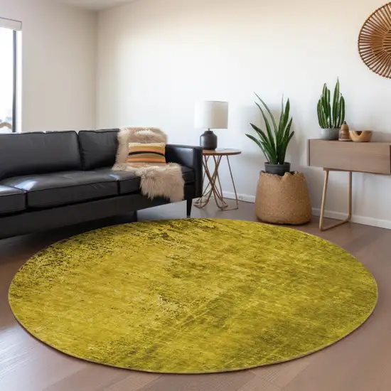 8' Gold And Gray Abstract Washable Round Rug With UV Protection Photo 5