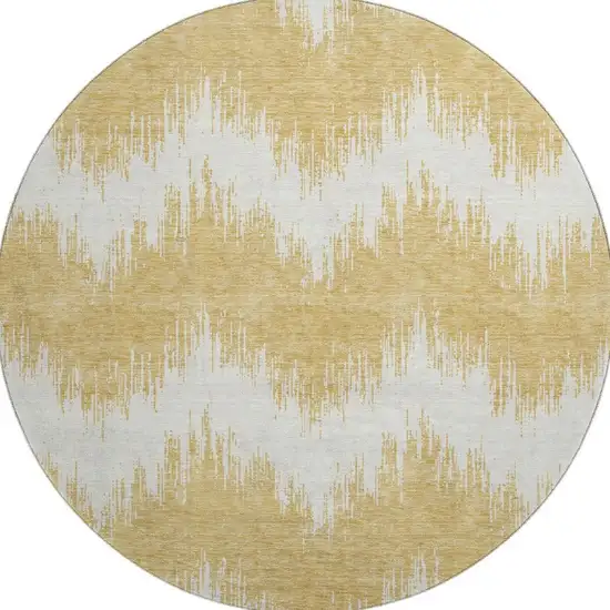 8' Gold And Ivory Chevron Washable Round Rug With UV Protection Photo 4
