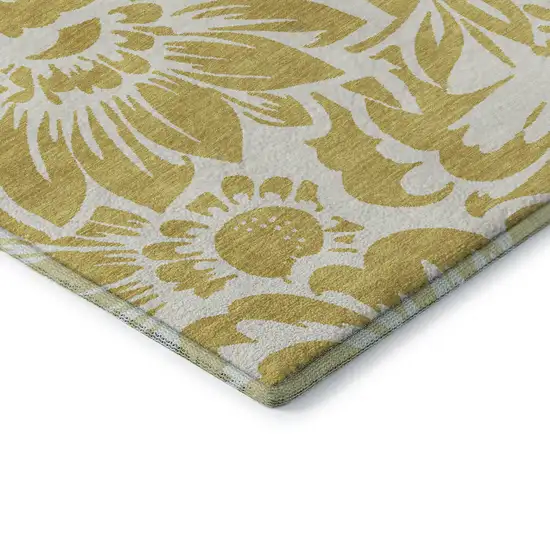 8' Gold And Ivory Floral Washable Round Rug With UV Protection Photo 7