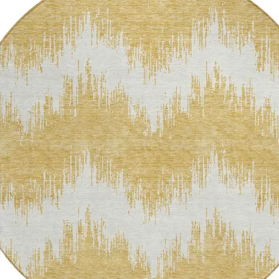 8' Gold And Ivory Round Chevron Washable Indoor Outdoor Area Rug Photo 5