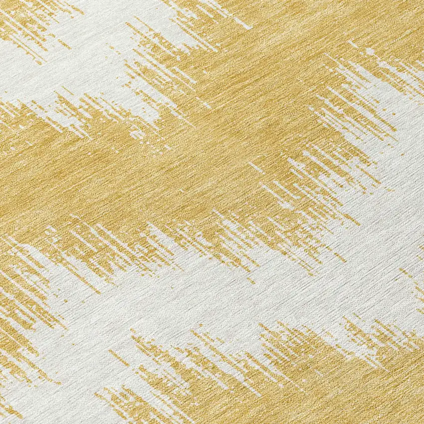 8' Gold And Ivory Round Chevron Washable Indoor Outdoor Area Rug Photo 4
