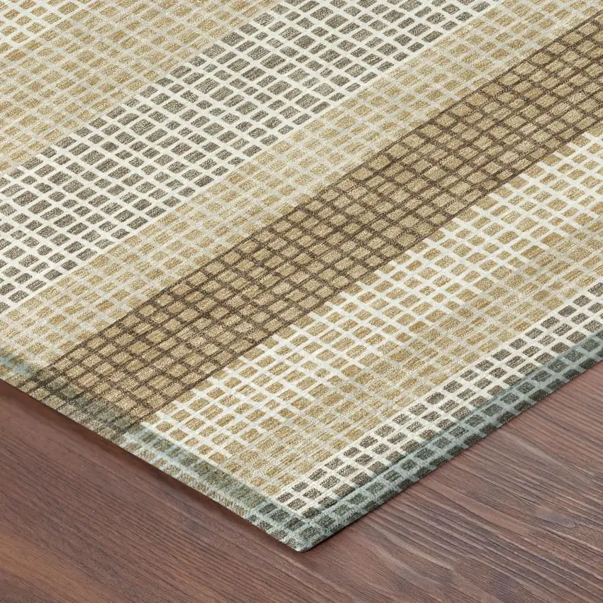 8' Gold And Ivory Round Striped Washable Indoor Outdoor Area Rug Photo 5