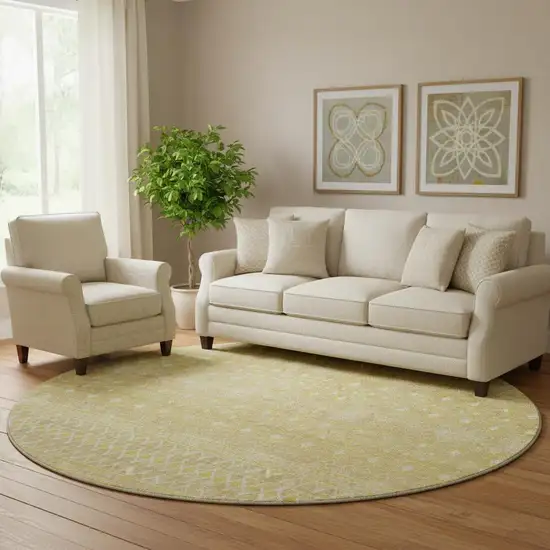 8' Gold And Ivory Tribal Washable Round Rug With UV Protection Photo 1