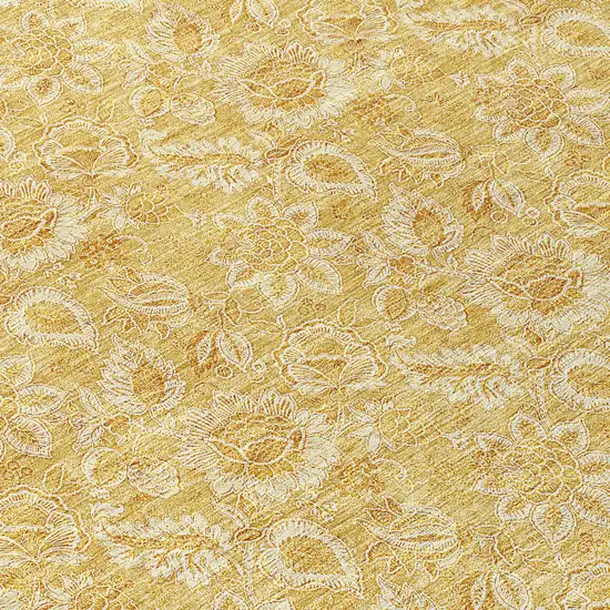 8' Gold And Wheat Round Floral Washable Indoor Outdoor Area Rug Photo 9