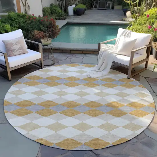 8' Gold Copper And Ivory Round Geometric Washable Indoor Outdoor Area Rug Photo 7