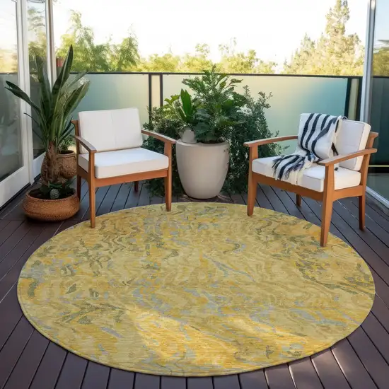 8' Gold Gray And Beige Round Abstract Washable Indoor Outdoor Area Rug Photo 7