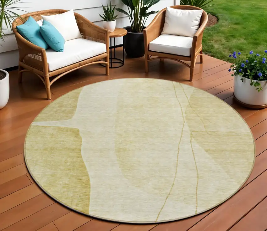 8' Gold Wheat And Beige Round Abstract Washable Indoor Outdoor Area Rug Photo 1