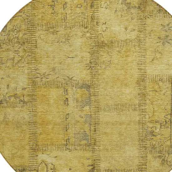 8' Gold Wheat And Gray Round Patchwork Washable Indoor Outdoor Area Rug Photo 4