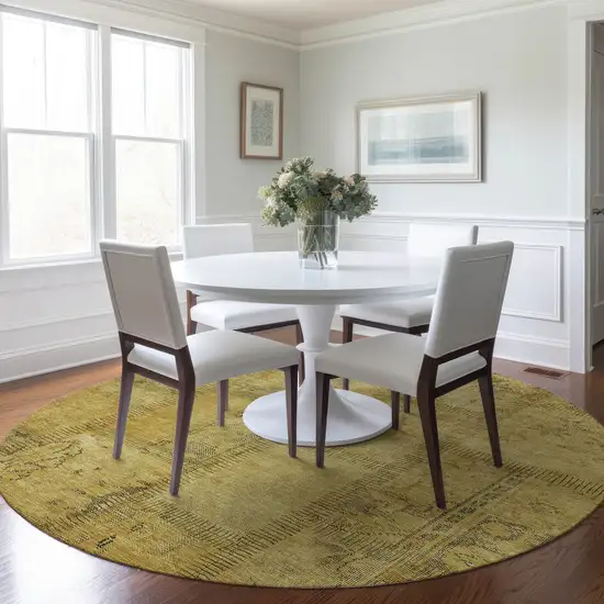 8' Gold Wheat And Gray Round Patchwork Washable Indoor Outdoor Area Rug Photo 7
