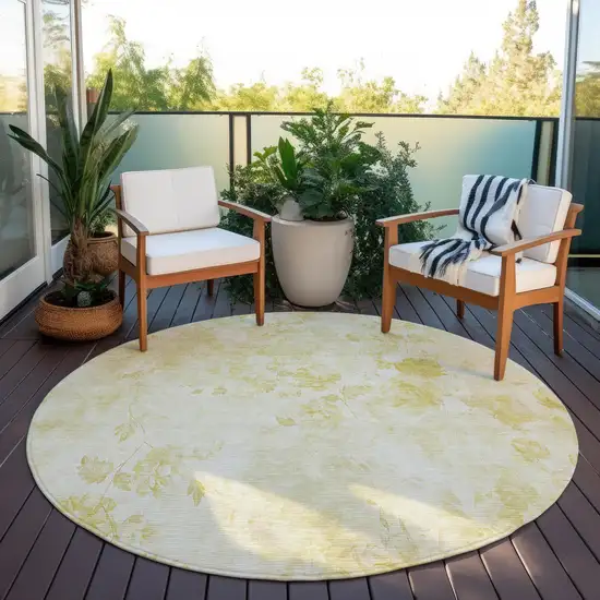 8' Gold Wheat And Ivory Round Floral Washable Indoor Outdoor Area Rug Photo 6