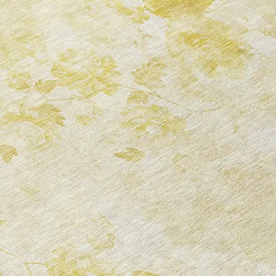 8' Gold Wheat And Ivory Round Floral Washable Indoor Outdoor Area Rug Photo 9