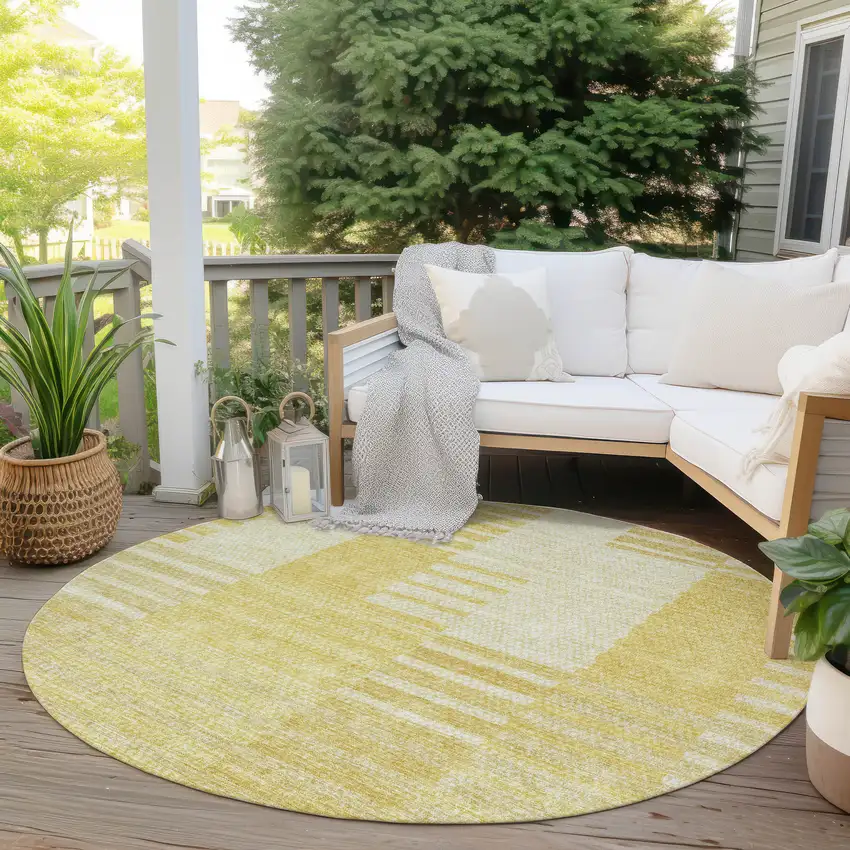 8' Gold Wheat And Ivory Round Striped Washable Indoor Outdoor Area Rug Photo 6