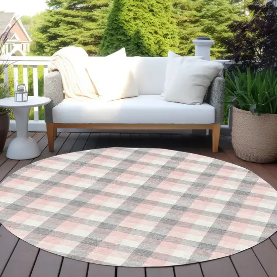 8' Granite Gray And Pink Round Plaid Washable Indoor Outdoor Area Rug Photo 8