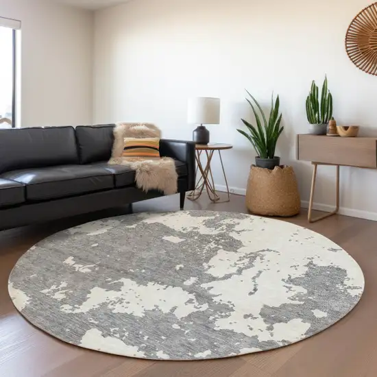 8' Gray And Beige Abstract Washable Round Rug With UV Protection Photo 5