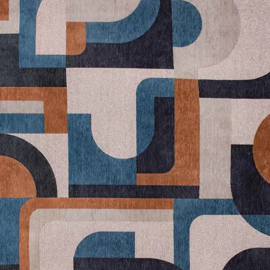 8' Gray And Beige Geometric Washable Round Rug Photo 9