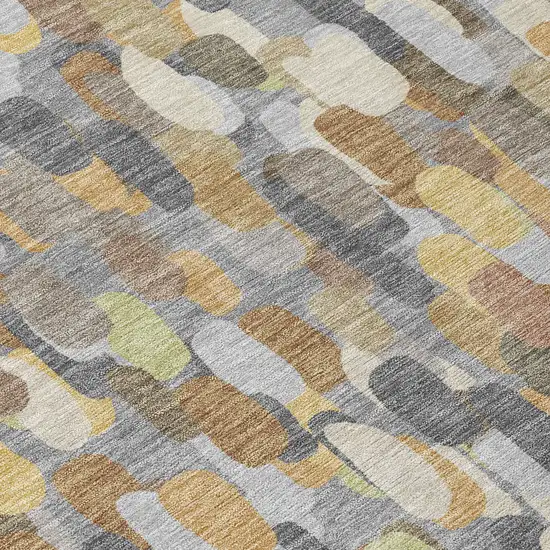 8' Gray And Beige Round Abstract Washable Indoor Outdoor Area Rug Photo 7