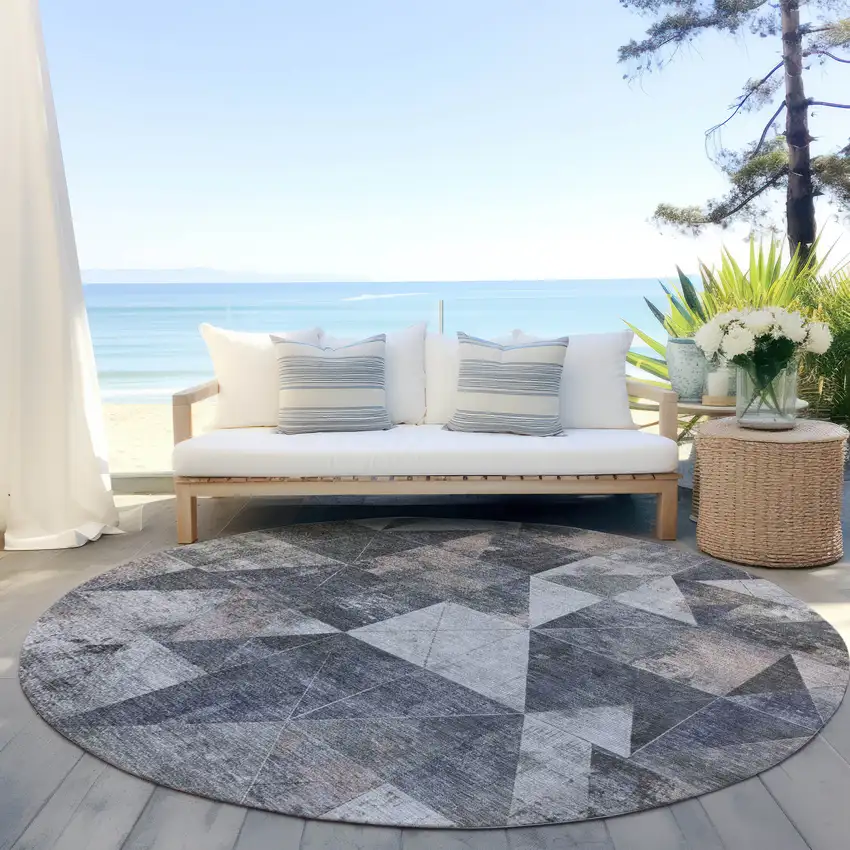 8' Gray And Beige Round Geometric Washable Indoor Outdoor Area Rug Photo 5