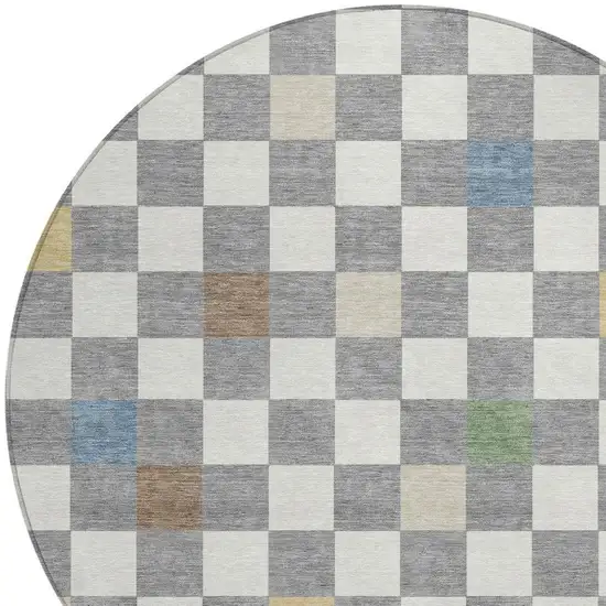 8' Gray And Beige Round Geometric Washable Indoor Outdoor Area Rug Photo 4