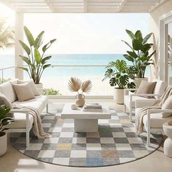 8' Gray And Beige Round Geometric Washable Indoor Outdoor Area Rug Photo 1