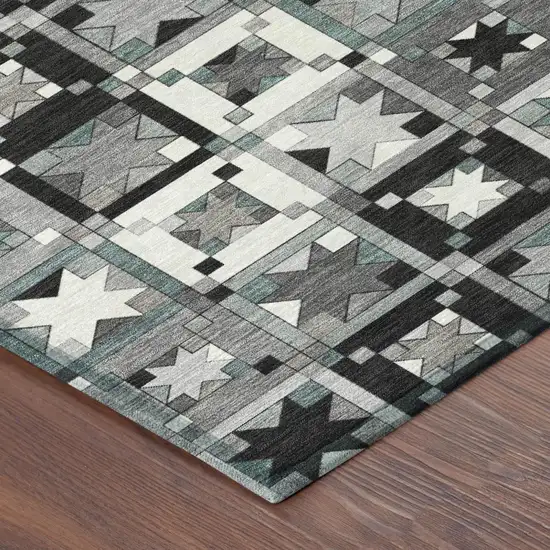8' Gray And Black Round Patchwork Washable Indoor Outdoor Area Rug Photo 5