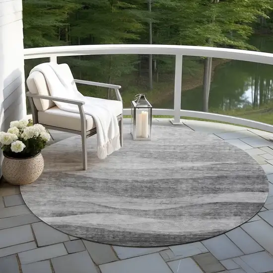 8' Gray And Charcoal Round Abstract Washable Indoor Outdoor Area Rug Photo 7