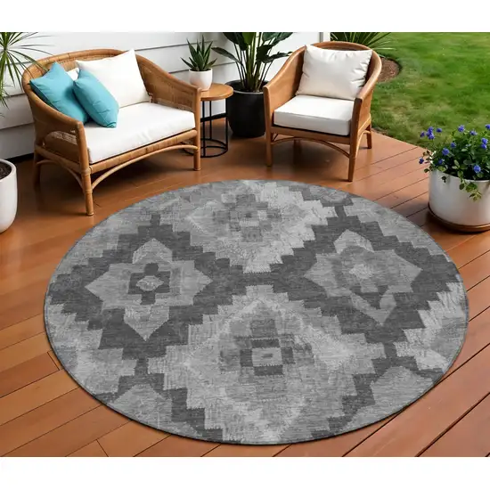 8' Gray And Charcoal Round Aztec Washable Indoor Outdoor Area Rug Photo 2