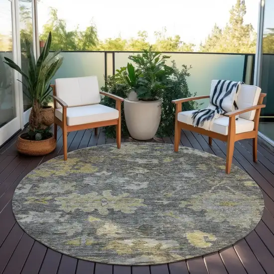 8' Gray And Charcoal Round Floral Washable Indoor Outdoor Area Rug Photo 7