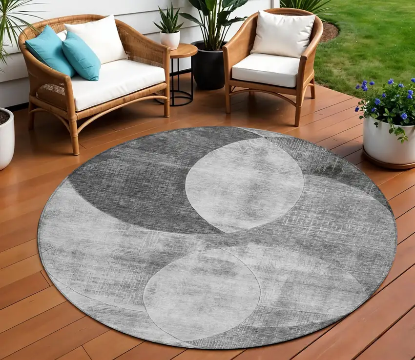 8' Gray And Charcoal Round Geometric Washable Indoor Outdoor Area Rug Photo 1