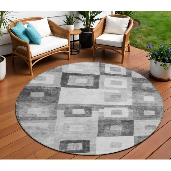 8' Gray And Charcoal Round Geometric Washable Indoor Outdoor Area Rug Photo 1