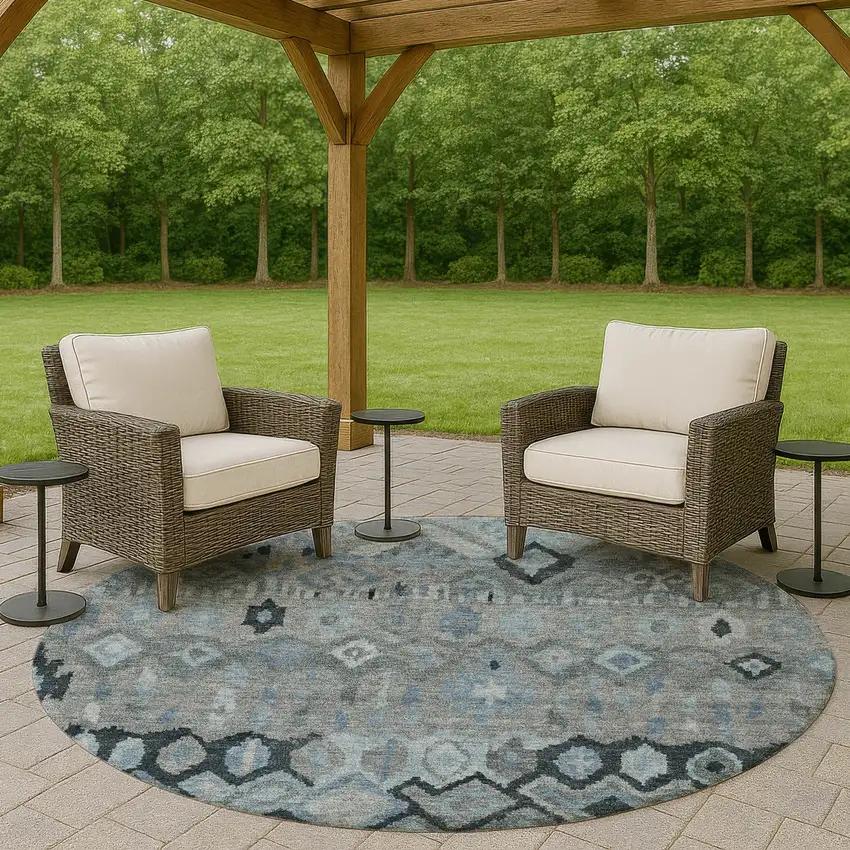 8' Gray And Charcoal Round Geometric Washable Indoor Outdoor Area Rug Photo 8