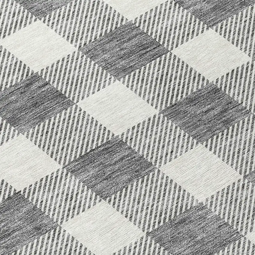8' Gray And Charcoal Round Plaid Washable Indoor Outdoor Area Rug Photo 8