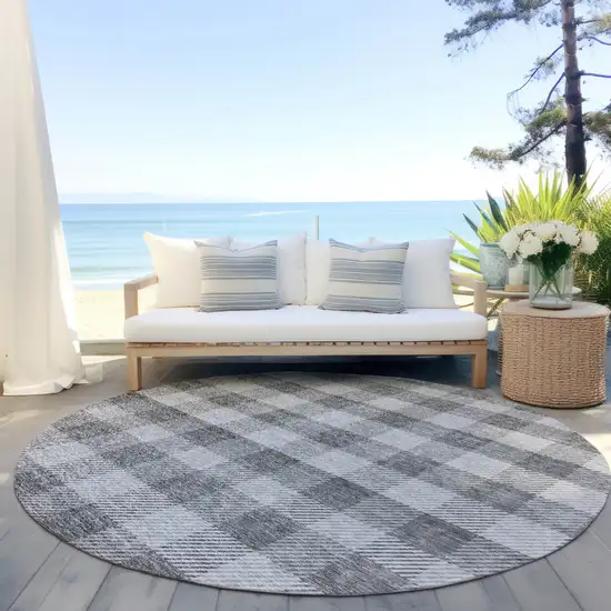8' Gray And Charcoal Round Plaid Washable Indoor Outdoor Area Rug Photo 6