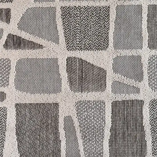 8' Gray And Cream Abstract Area Rug Photo 2