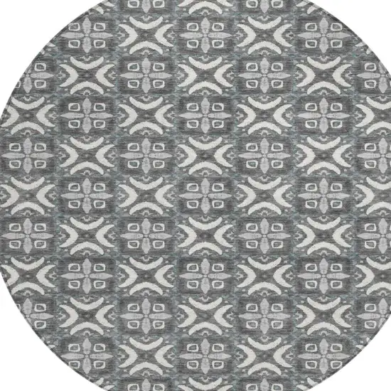 8' Gray And Graphite Round Geometric Washable Indoor Outdoor Area Rug Photo 3