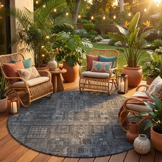 8' Gray And Graphite Round Oriental Washable Indoor Outdoor Area Rug Photo 1