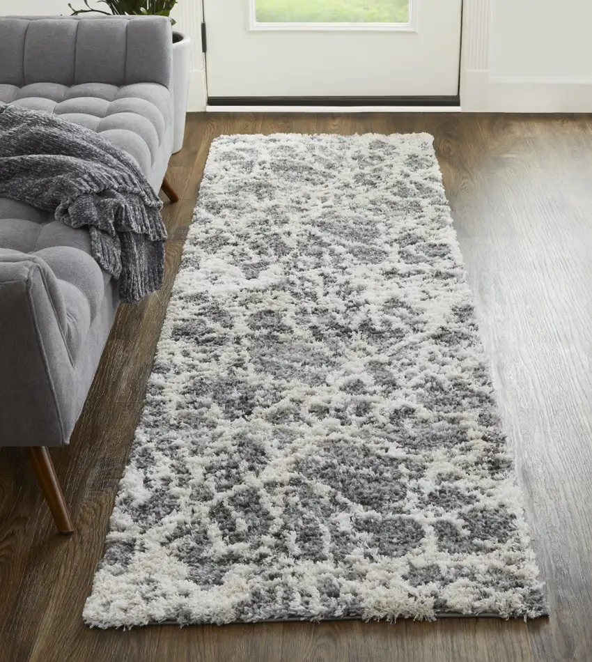 8' Gray And Ivory Abstract Power Loom Stain Resistant Runner Rug Photo 3