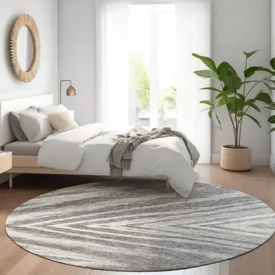 8' Gray And Ivory Abstract Washable Round Rug With UV Protection Photo 5
