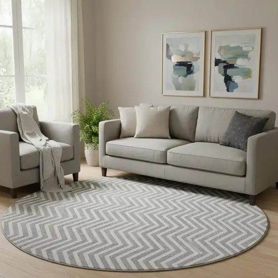 8' Gray And Ivory Chevron Washable Round Rug With UV Protection Photo 1