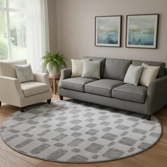 8' Gray And Ivory Geometric Washable Round Rug With UV Protection Photo 1