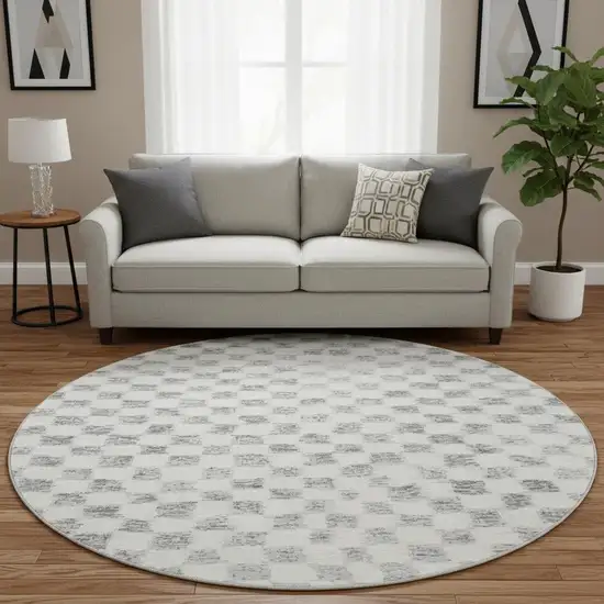 8' Gray And Ivory Geometric Washable Round Rug With UV Protection Photo 2
